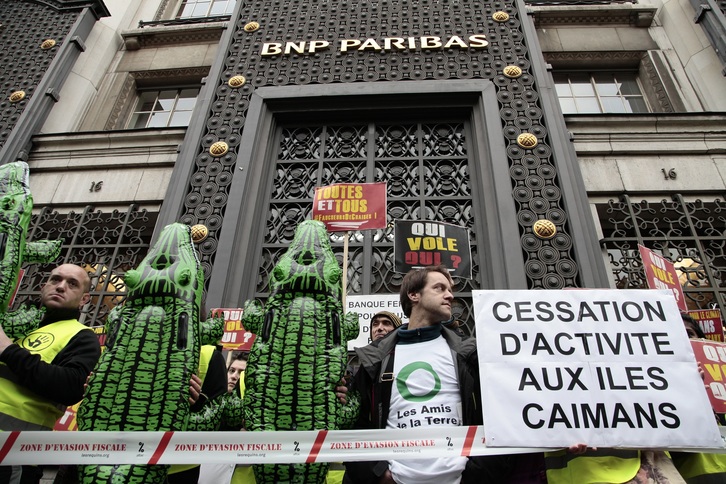 Pariseko BNP Paribas bankuan burutu ekintzaren irudia. © DR