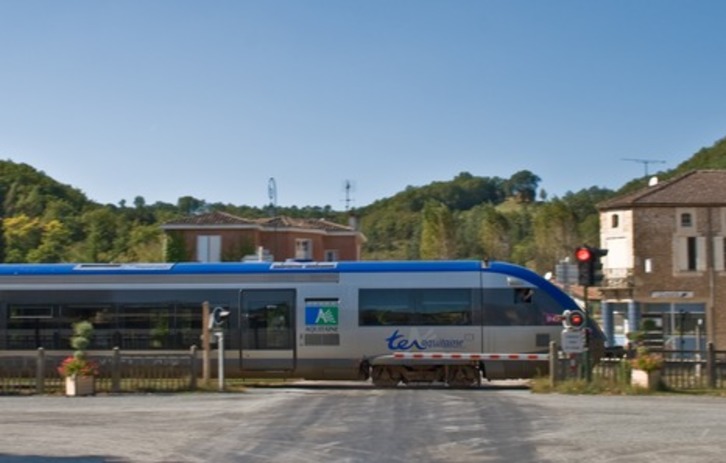 Garazi-Baiona tren ibilbideaz arituko dira parte hartzaileak.
