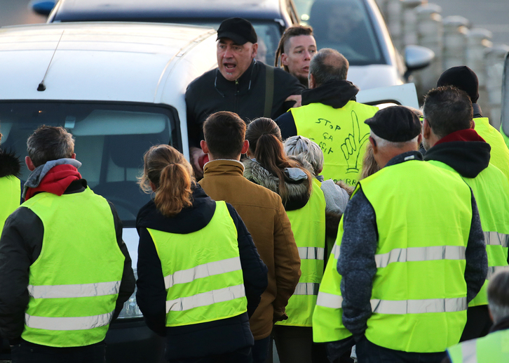 Asteotako protestek Frantziako Gobernua gibelera egitera behartu dute ©BOBEDME