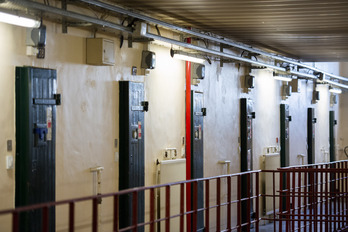 Galería de celdas en la prisión de Baiona. (Guillaume FAUVEAU)